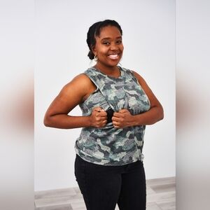 Latched Mama Twist Front Nursing Tank Medium